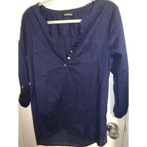 Express 3/4 sleeve button top size 8/10